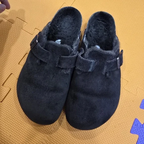 Birkenstock Boston Shearling Black Suede Clogs Mules Size 40 L9 M7 - Picture 10 of 10
